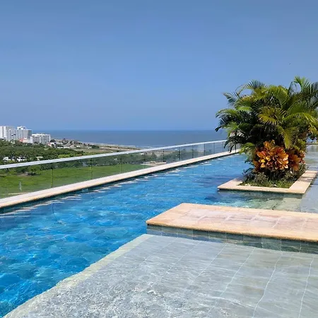 Piscinas Con Vista Increible, Bar, Musica Y Playa Apartment