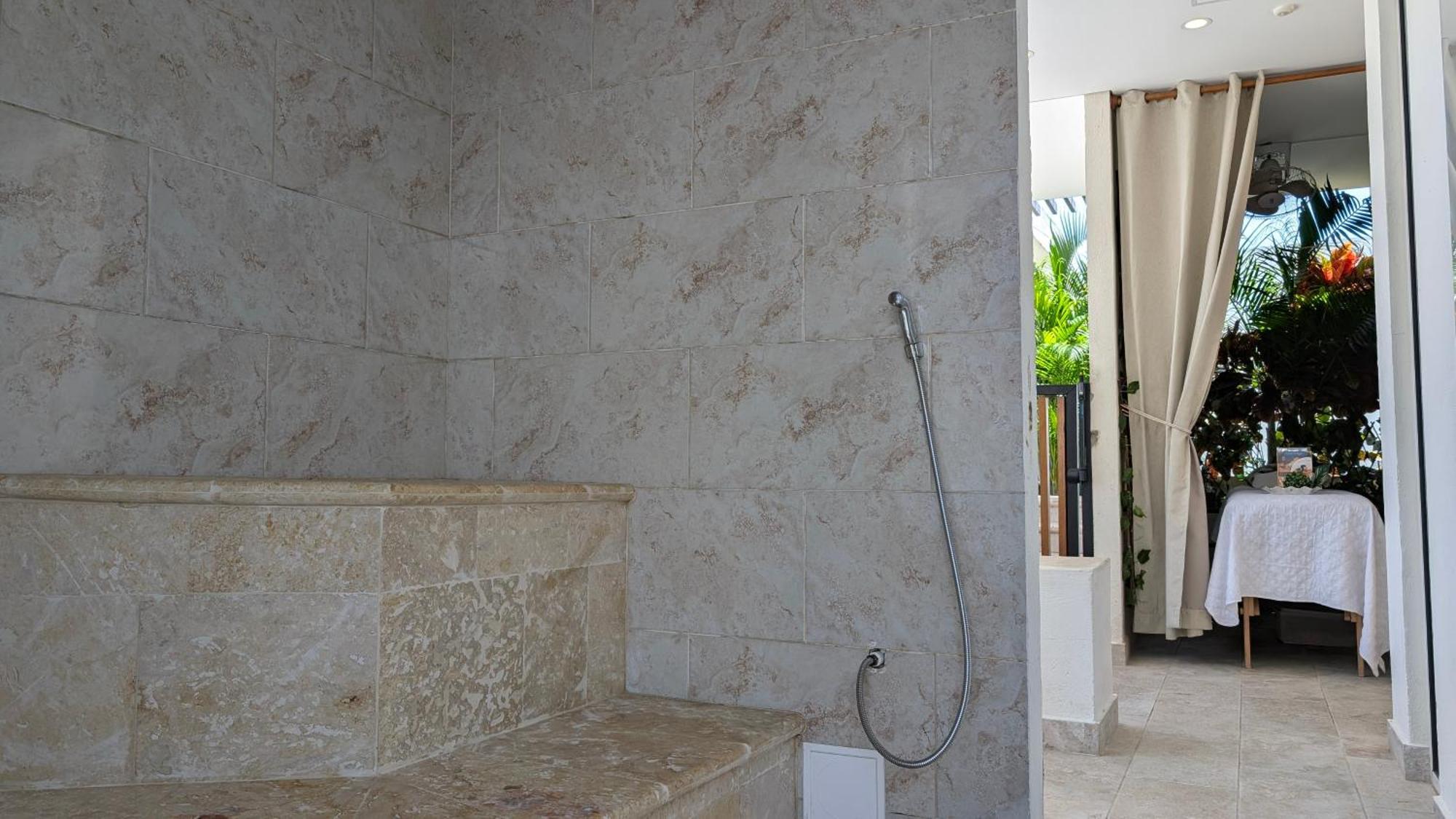 Piscinas Con Vista Increible, Bar, Musica Y Playa Apartment *