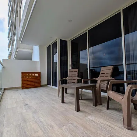 Piscinas Con Vista Increible, Bar, Música Y Playa * Cartagena