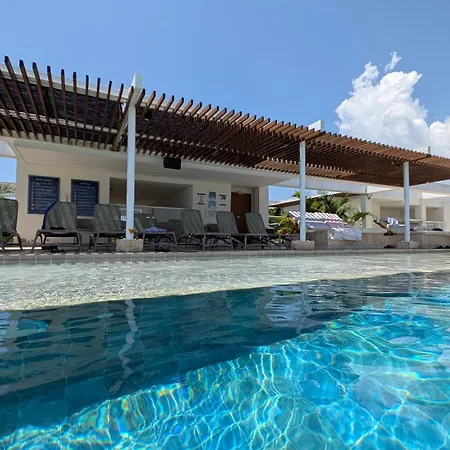 Piscinas Con Vista Increible, Bar, Música Y Playa *