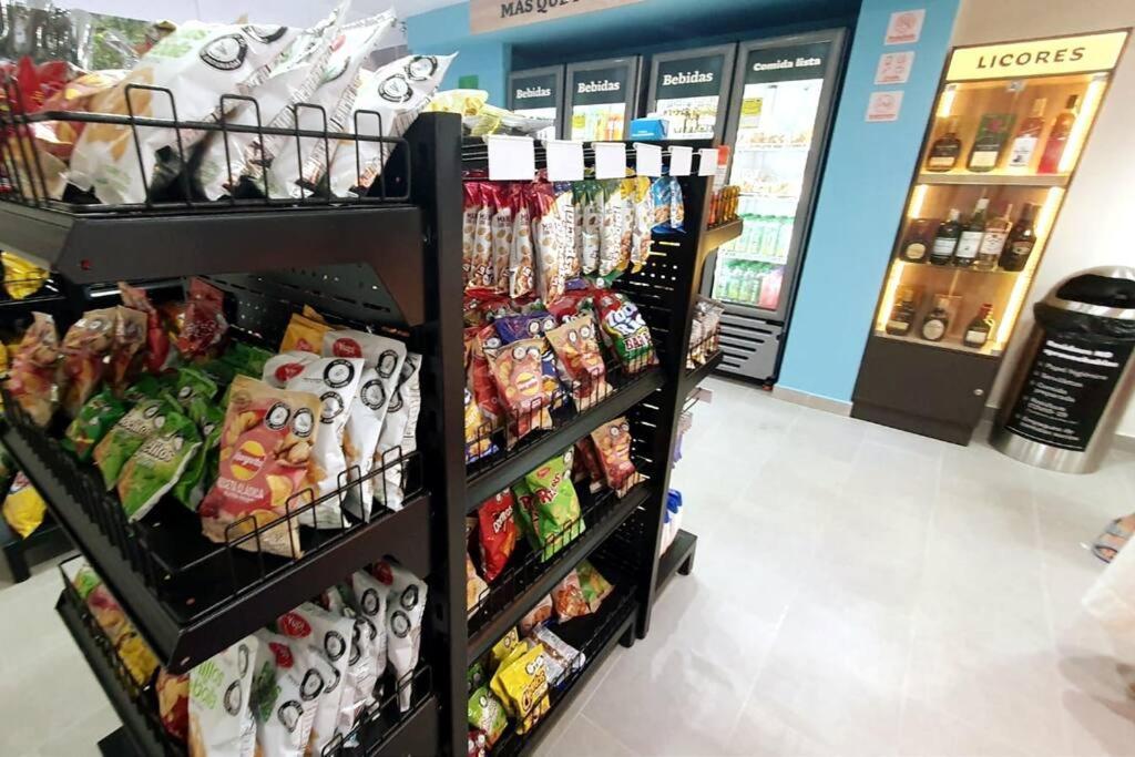 Piscinas Con Vista Increible, Bar, Música Y Playa