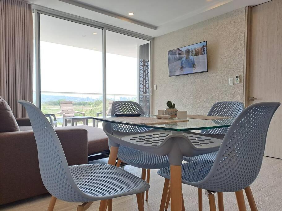 Piscinas Con Vista Increible, Bar, Música Y Playa Cartagena