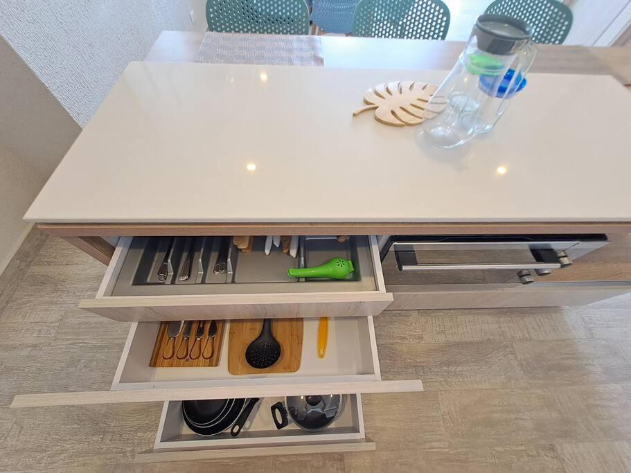 Piscinas Con Vista Increible, Bar, Música Y Playa Apartamento