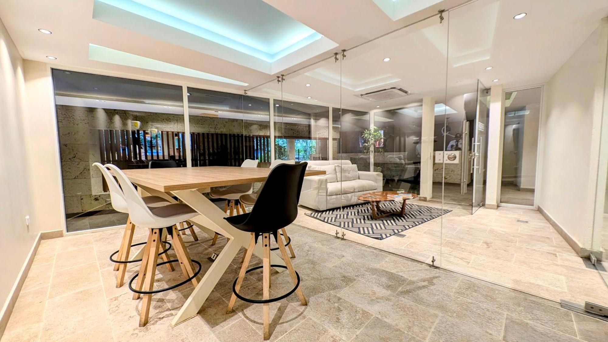 Piscinas Con Vista Increible, Bar, Música Y Playa Apartamento *