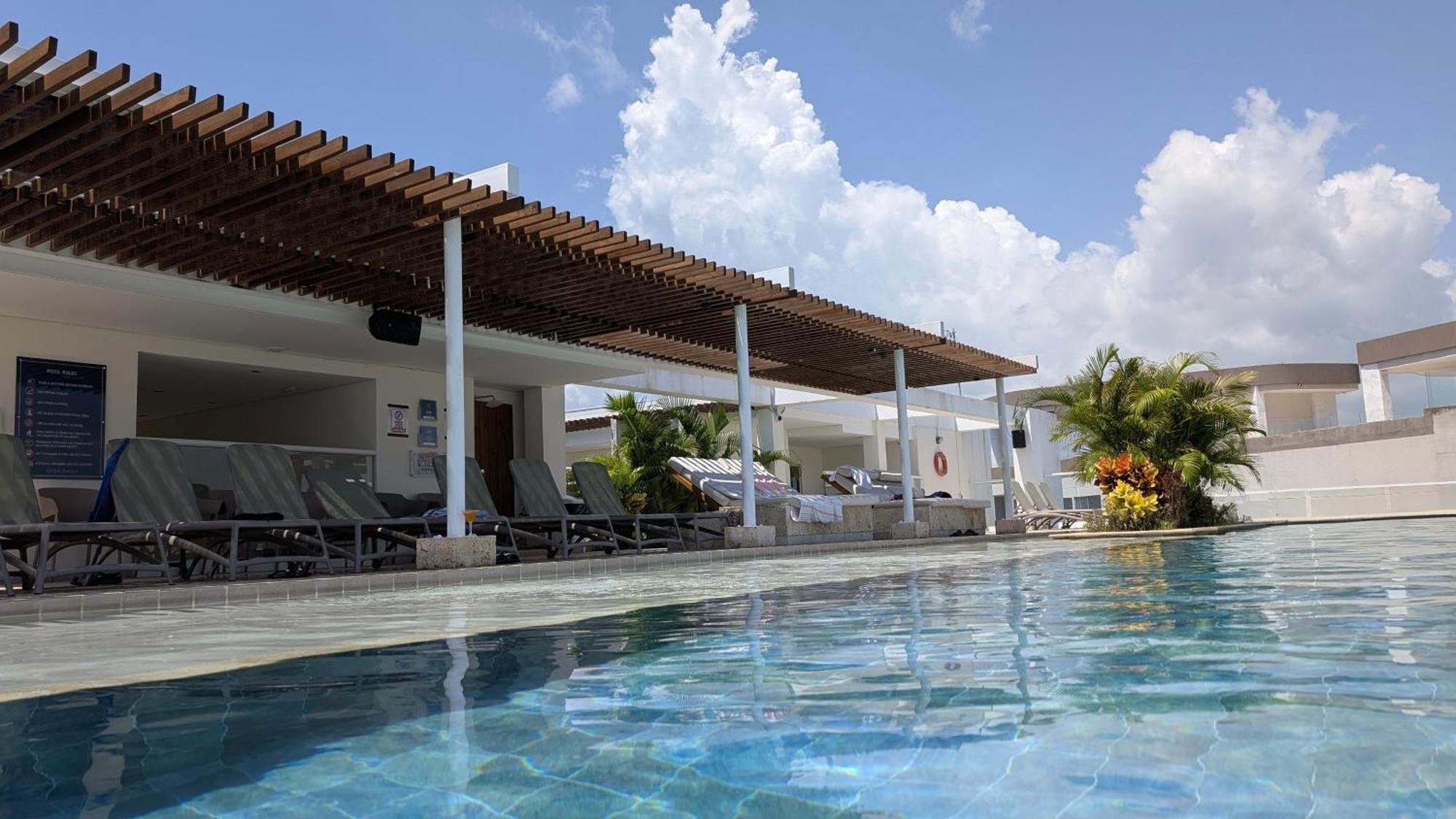 Piscinas Con Vista Increible, Bar, Música Y Playa Apartamento *